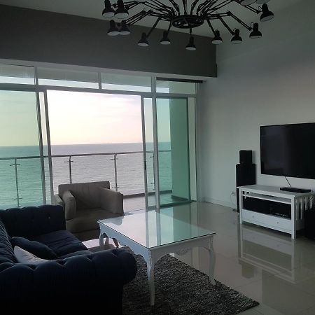 Bay Resort Condominium, 7, Beach-Front Sea View, 6-8 Pax ميري المظهر الخارجي الصورة