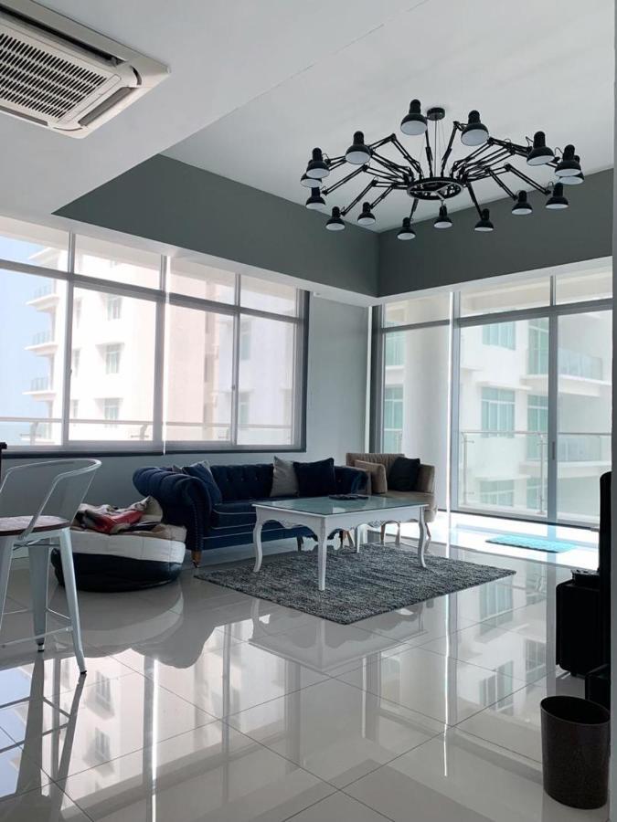 Bay Resort Condominium, 7, Beach-Front Sea View, 6-8 Pax ميري المظهر الخارجي الصورة